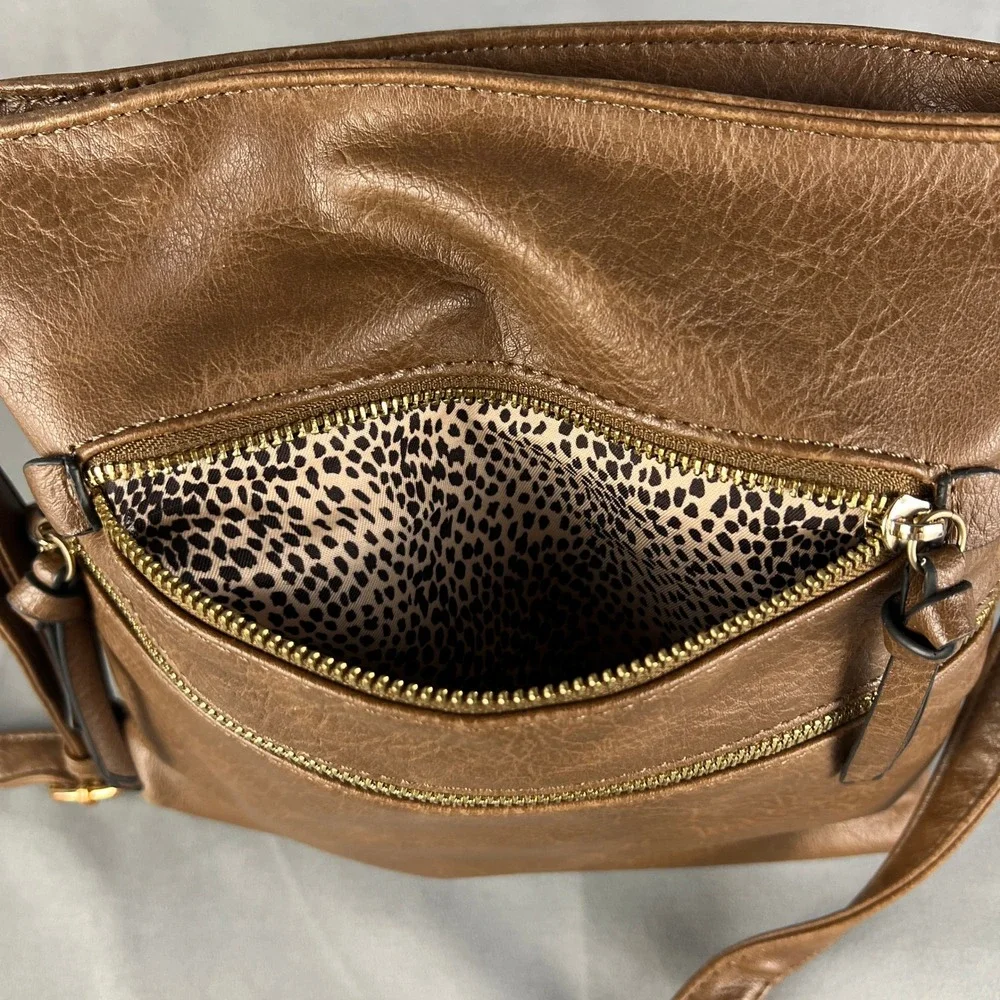 Womens Fashion Crossbody Bag Brown Leather Multiple Zip Pockets Adjustable Strap